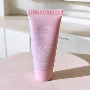 ⚫️ Girlactik Fruit Superfood Sugar Face Scrub Bundle Deluxe Mini Size